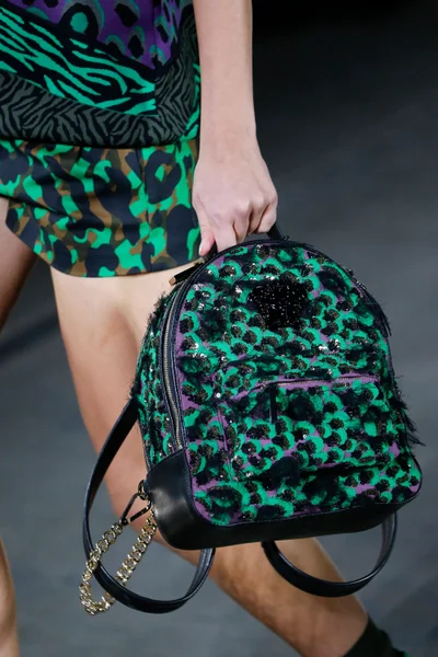 Look 33